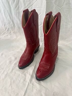 Old West Red Cowgirl Boots ❤️ Kids Size 9.5 | Worn Once | Western Day Ready